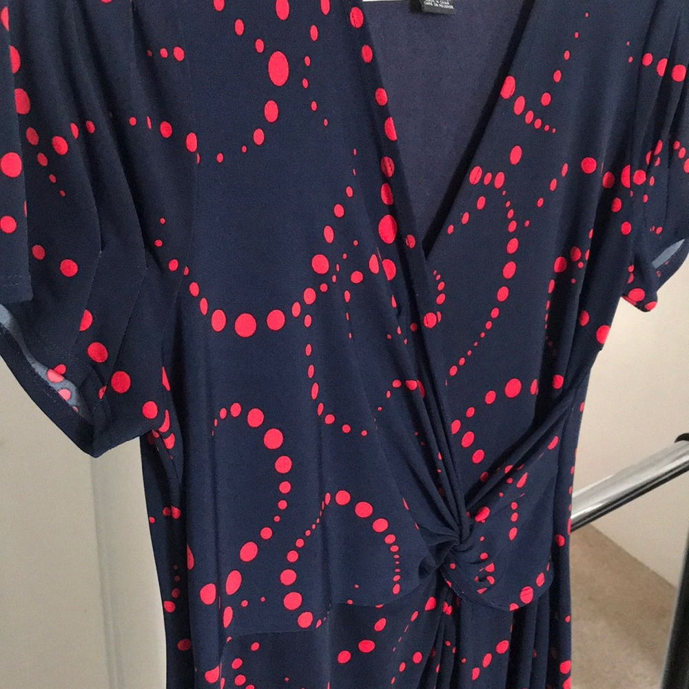 Dress - Picture 3 of 4